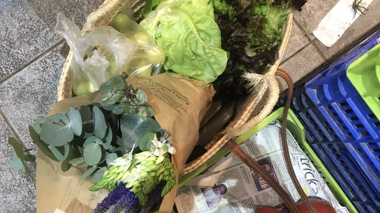 Delicious Mediterranean Cuisine and Local Markets