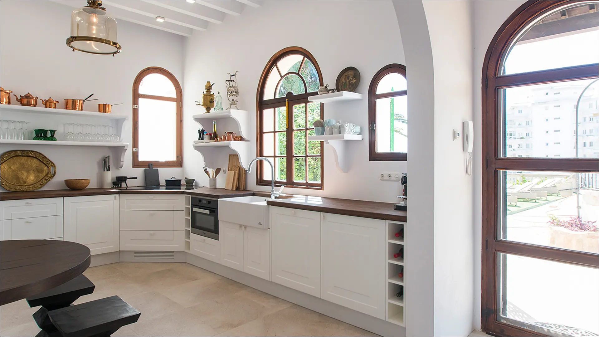 Mallorquin villa available for long-term rent in Cala Major, Palma 