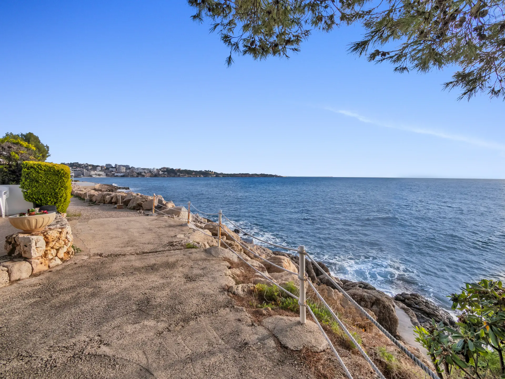 8 Reasons to Buy Luxury Property in Illetas, Mallorca
